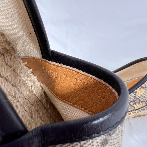 GUCCI GG Supreme Bee Espadrille Flats Beige Canvas Made in Spain 37.5-7.5US - Picture 10 of 15